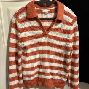 American Eagle Outfitters Orange and White V-Neck Sweater